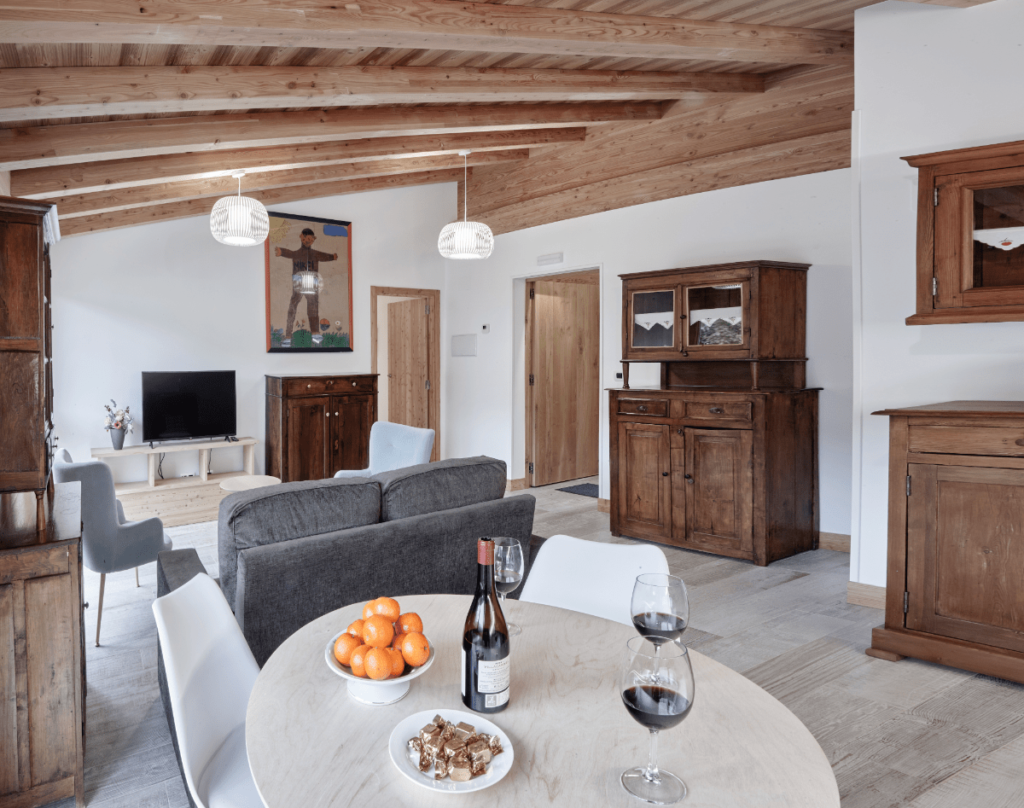 Casa Ganbara, Las Casas de Ea Astei